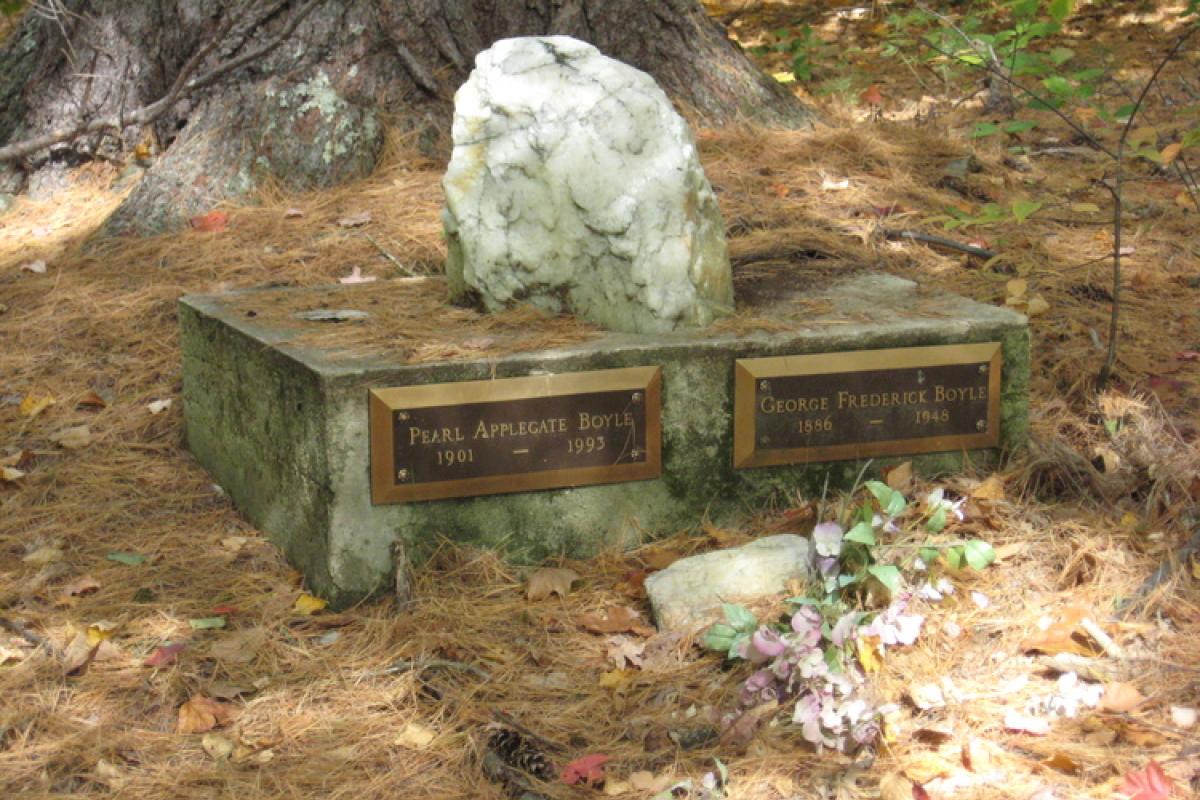 Boyle Cemetery, Piper Hill Road